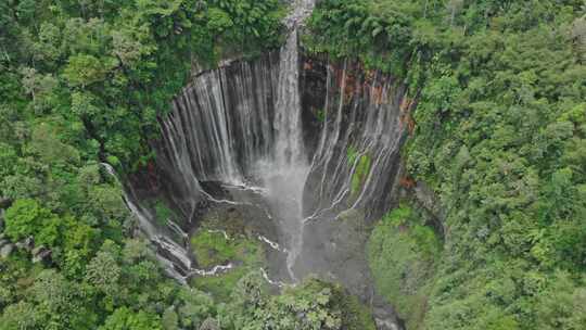 Tumpak SeWu，无人机，印度尼西