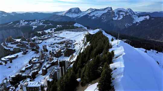 法国阿尔卑斯山的Avoriaz High