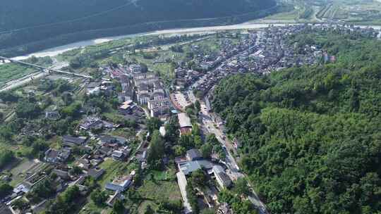 乡村土地与山川、四川彭州龙门山周边