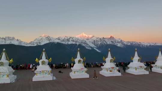 航拍梅里雪山飞来寺