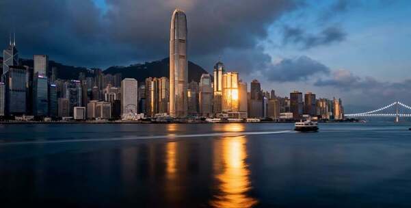 香港维多利亚港黄昏城市景观