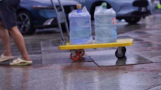 雨天 街景 雨滴 特写 城市风光