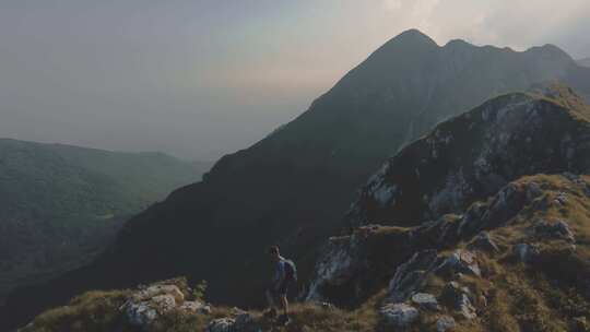 Man， Trekking，山脉，意大利