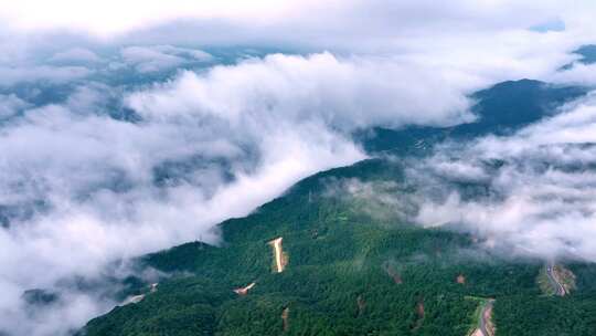 航拍安徽大别山自然云海风光 4K