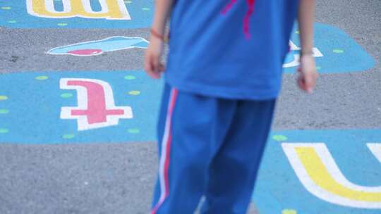 跳房子跳格子游戏