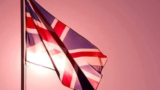 日落时的英国国旗