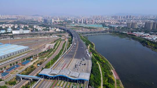 4K 航拍青岛胶州湾跨海大桥高速公路天际线