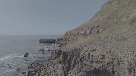 海浪礁石浪花海岸航拍浪花波光粼粼湖景素材