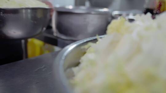 食堂大锅饭厨师做大锅饭视频素材模板下载