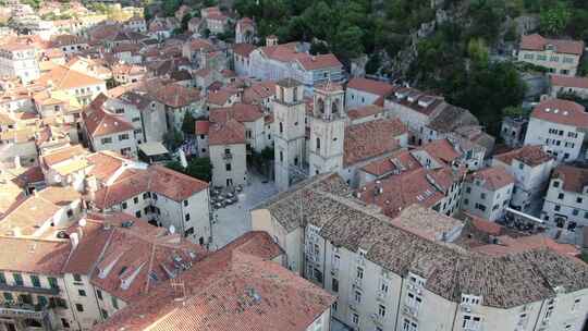 黑山科托尔老城圣特里丰大教堂鸟瞰图