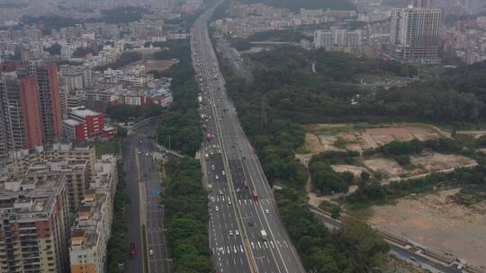 航拍深圳城市道路交通