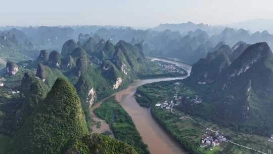 广西桂林山水漓江风光