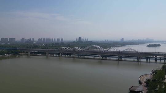 西安浐灞广运大桥灞河生态区地铁航拍