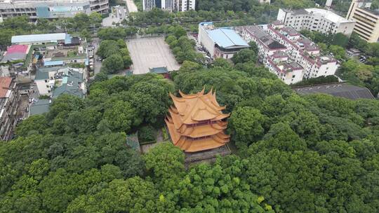 航拍湖南岳阳金鹗山公园