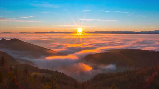 山顶云海日出延时