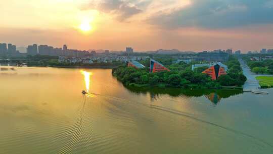 松山湖航拍夕阳东莞松山湖落日