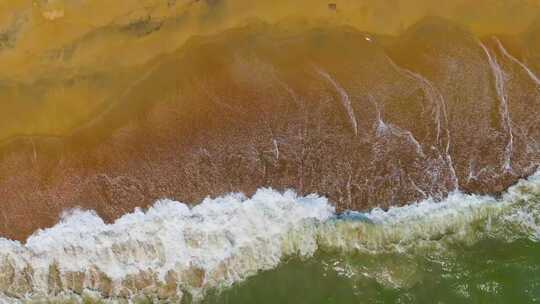 海南海岸线沙滩海浪航拍