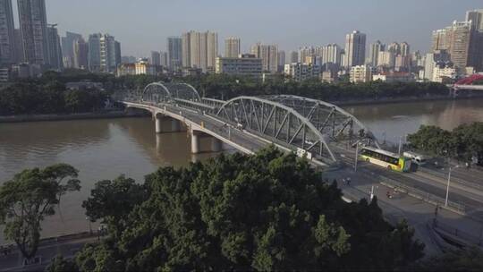 广东广州海珠大桥的交通