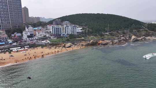 航拍威海市国际海水浴场夏季景观