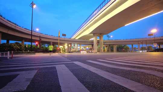 高架路立交桥车流