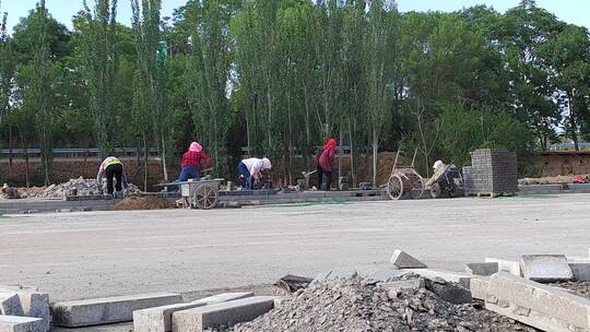 铺路工地（手机拍摄）