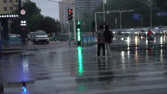 雨天 下雨 城市风光 写意 台风 雨中景色