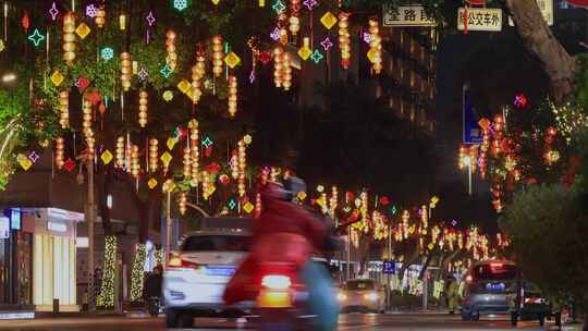 城市街道夜景交通车流人流慢门快节奏生活