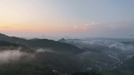 美丽乡村早清晨生活开篇片头云海雾朝霞视频