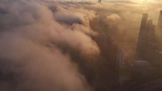 航拍深圳云海上的大湾区城市风光