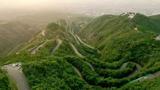 航拍陕西西安市骊山盘山路视频素材模板下载