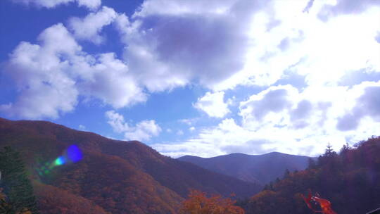 韩国五台山秋景 俯拍山峰红叶 流云视频素材模板下载