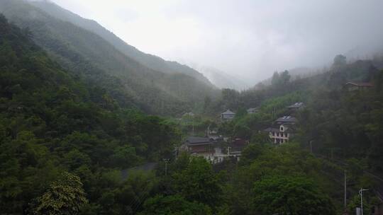 山谷 群山 迷雾 雾 航拍 山顶