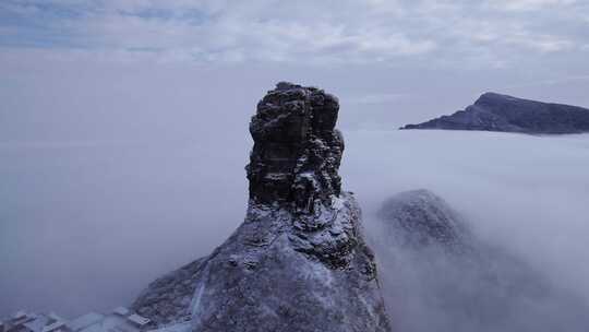 梵净山雪后云海仙境