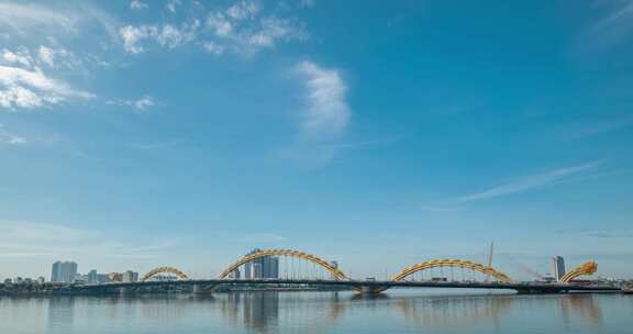越南岘港交通岘港龙桥延时岘港公交岘港公路