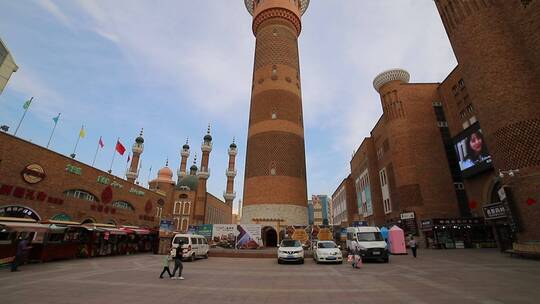 新疆乌鲁木齐国际大巴扎商业街景