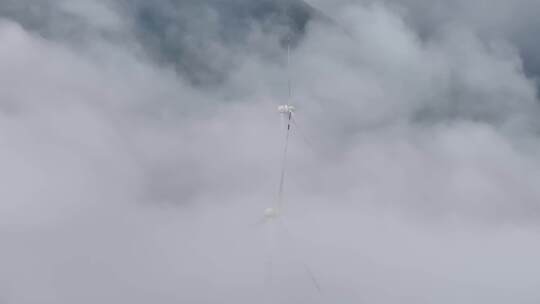 云海风车风力发电航拍