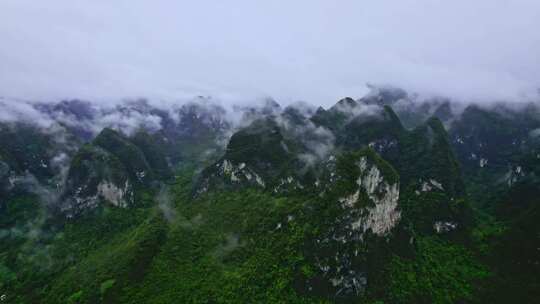 航拍雨后群山云雾缭绕山峦叠嶂山脉山川