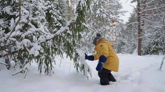 下雪，顽皮，冬季乐趣，孩子