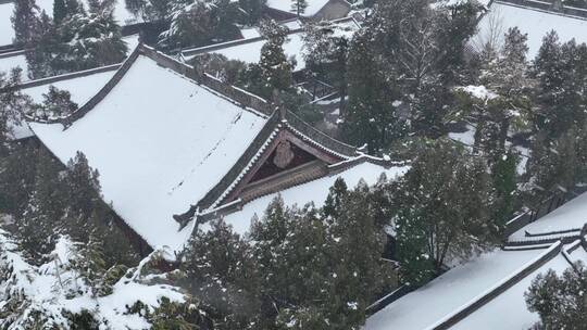 洛阳白马寺齐云塔寺院航拍雪景冬季