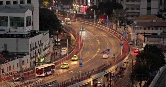 上海恒丰北路夜晚车流