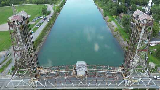 安大略省韦兰运河的无人机照片。加拿大的航运路线视频素材模板下载