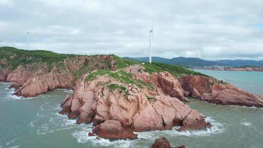 福建霞浦吕峡灯塔海边风车风景航拍