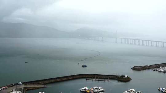 阴雨天游艇会延时摄影