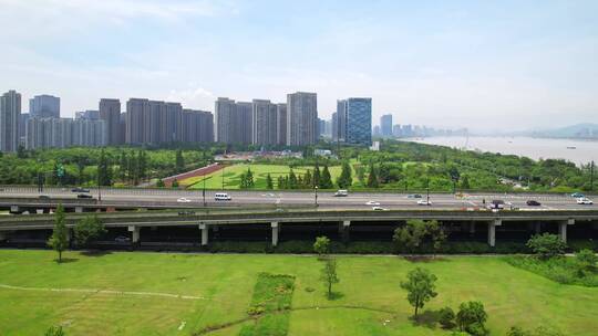 杭州滨江奥体中心杭州标志大草坪航拍视频素材模板下载