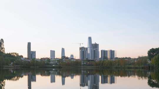 夕阳下的东莞城市天际线城市风光延时