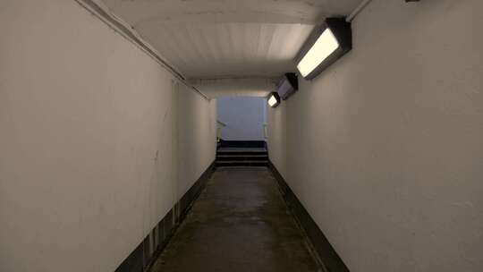 走廊、隧道、入口、楼梯