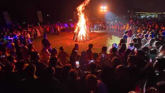 4k篝火晚会  民族团结  柴火火焰