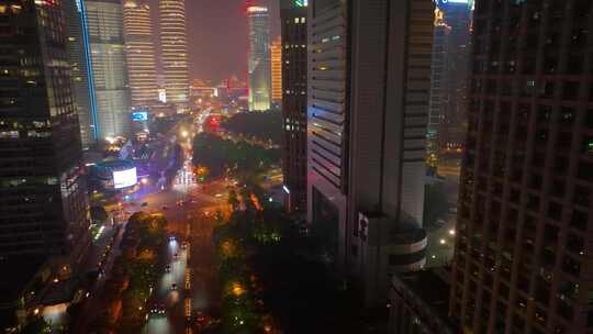 上海市浦东新区外滩陆家嘴繁华商业区高楼大