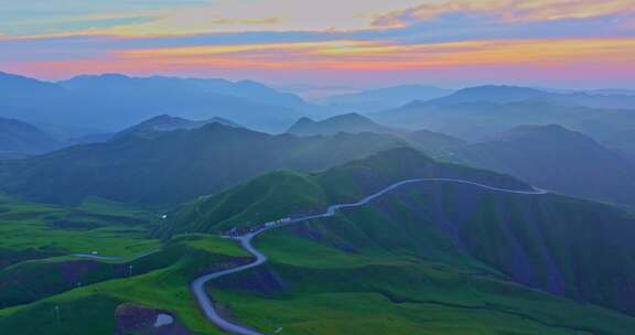 云南自然风光大山山上景观高山峡谷