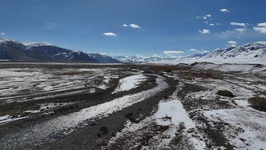 新疆雪山河流自然风光 瓦罕走廊航拍